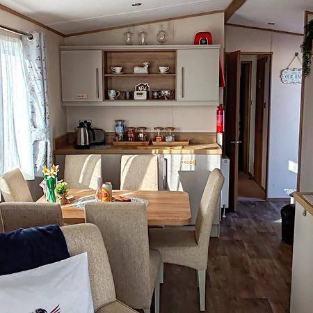 לוסימאות' Eagle'S Den Caravan מראה חיצוני תמונה